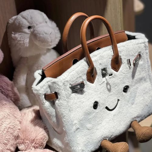 -30% sur le sac Jelly en fourrure - collection exclusive